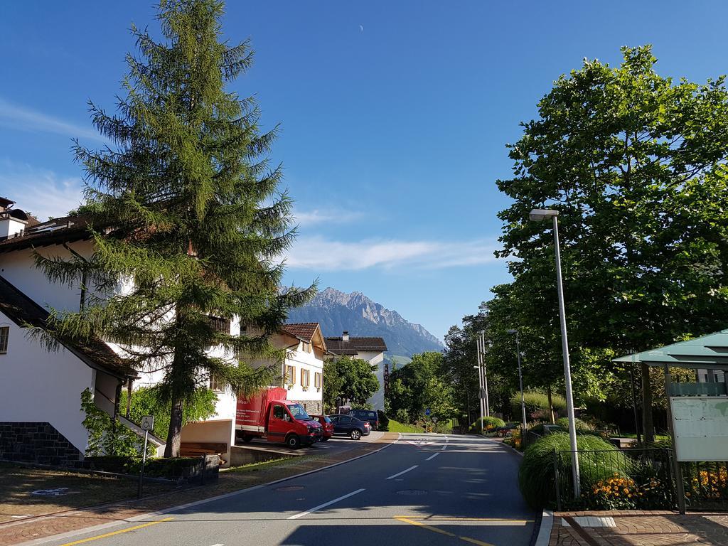 Bed And Breakfast Krone Schellenberg Exterior foto